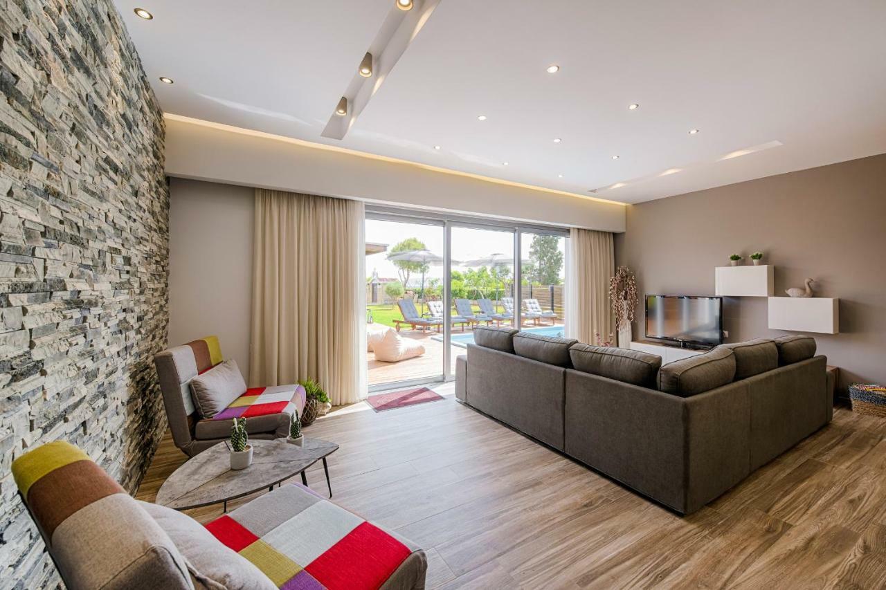 Nastazia Luxury Beach House Ialysós Eksteriør bilde