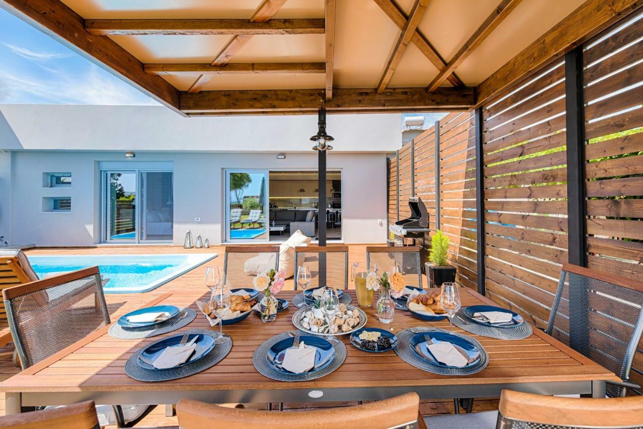 Nastazia Luxury Beach House Ialysós Eksteriør bilde