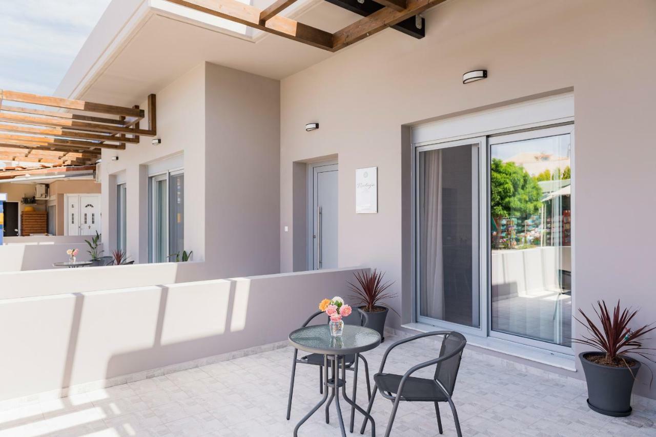 Nastazia Luxury Beach House Ialysós Eksteriør bilde